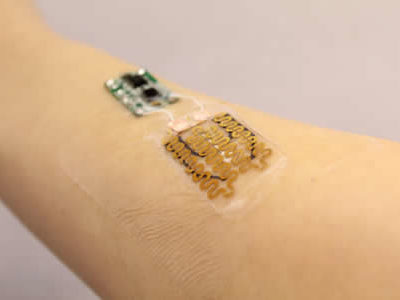Smart Bandage Monitors Wound Conditions and Delivers Antibiotics on Demand